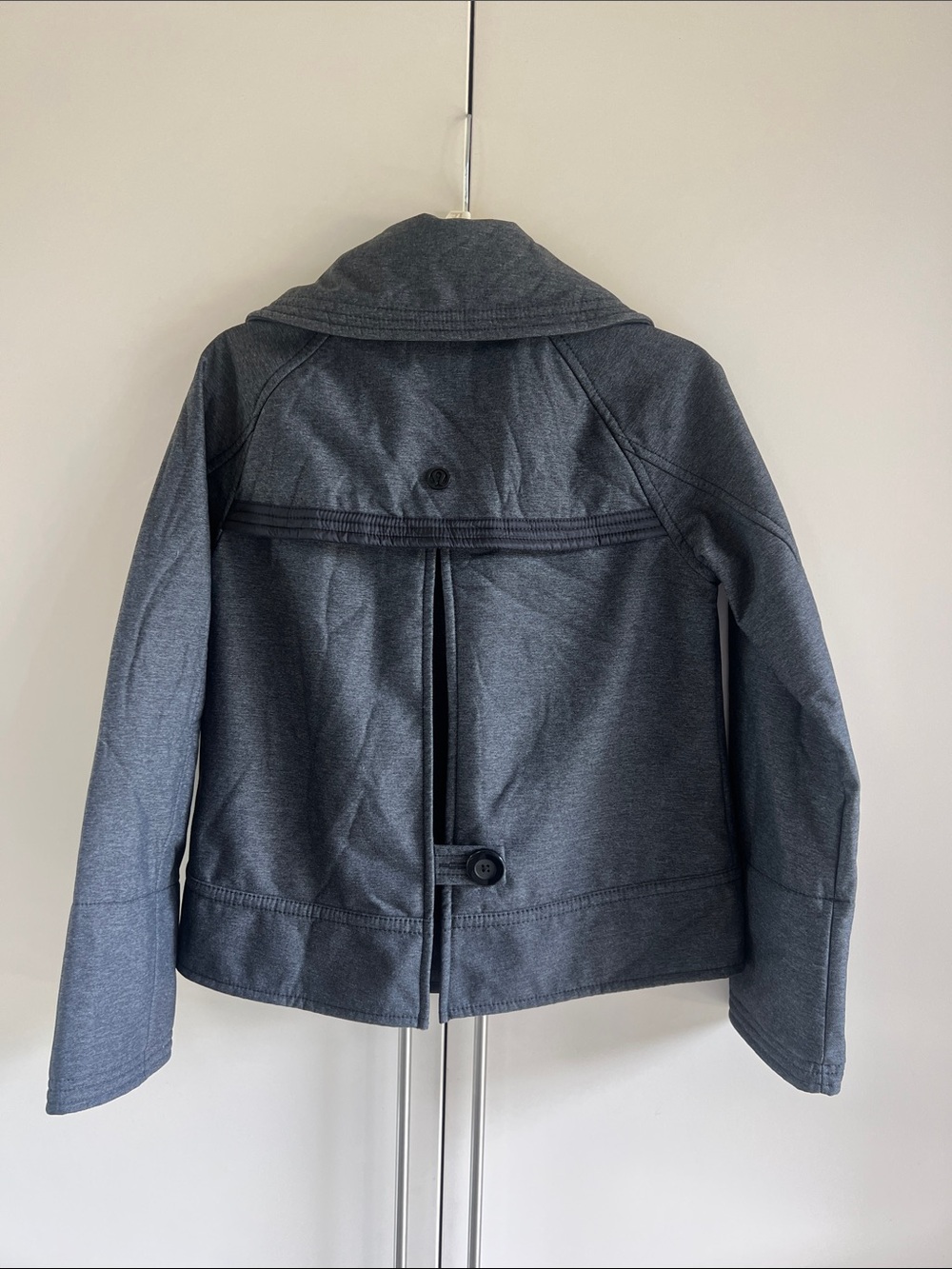 Lululemon Coco Softshell Jacket - Picture 6 of 9